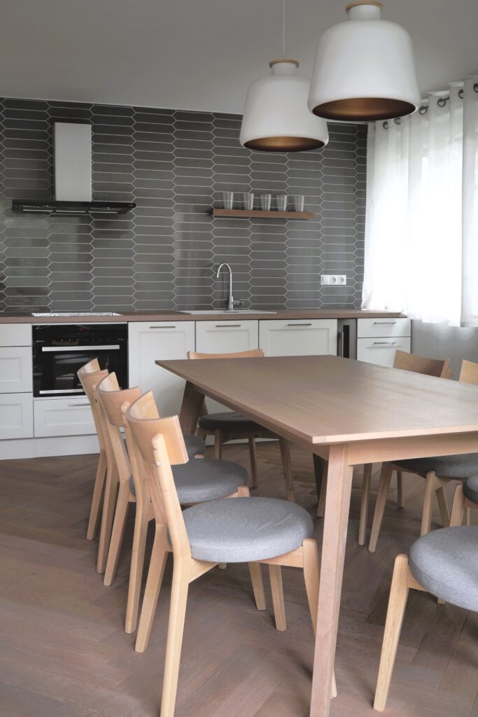 Nyaraló étkező-konyha berendezés-1